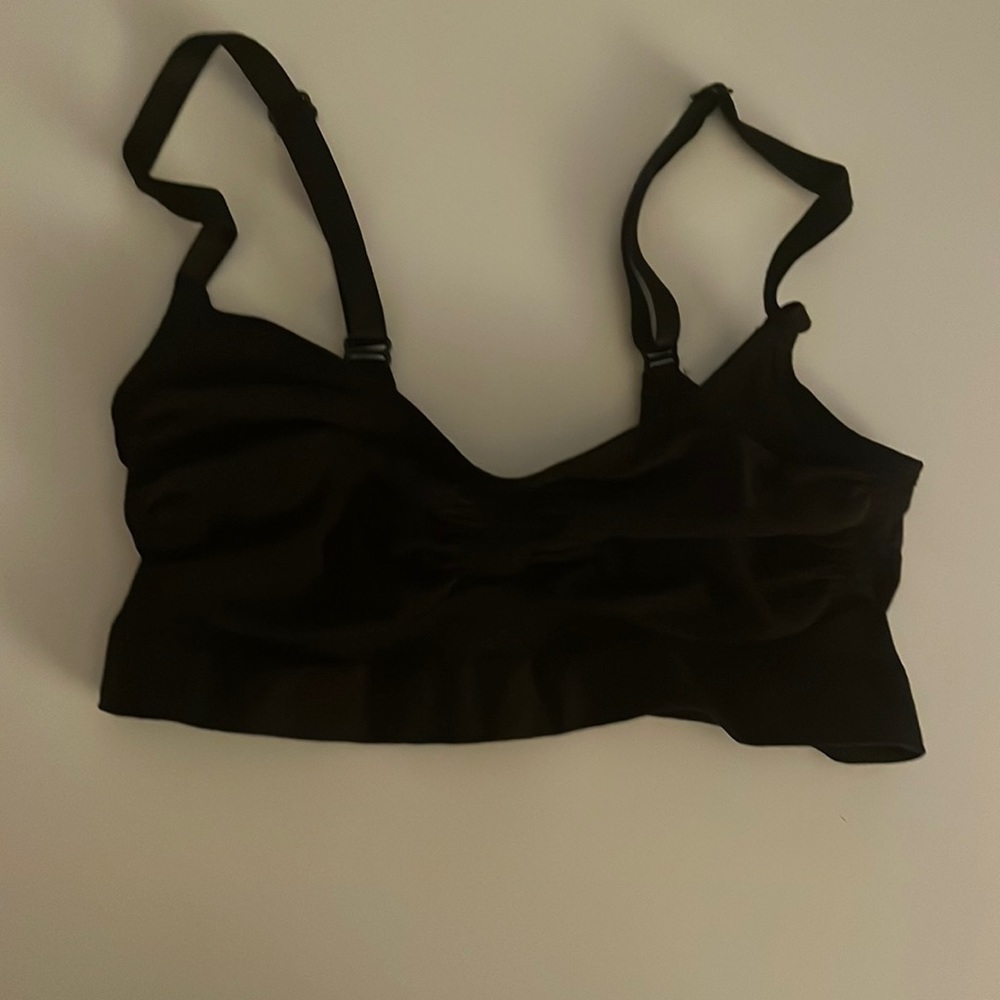 Skims shape wear bra black brand new